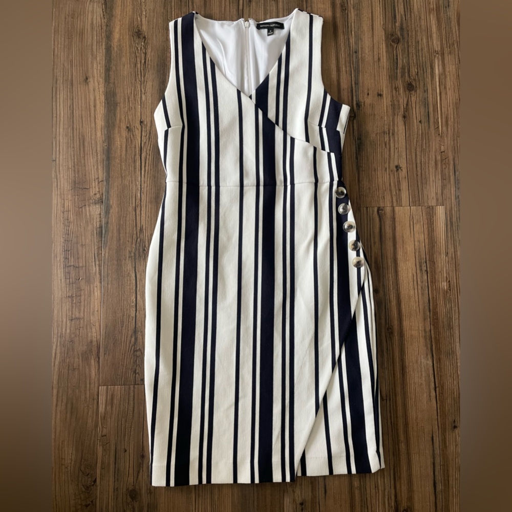 Banana Republic Striped Dress | Size: 4 Color: White & Blue